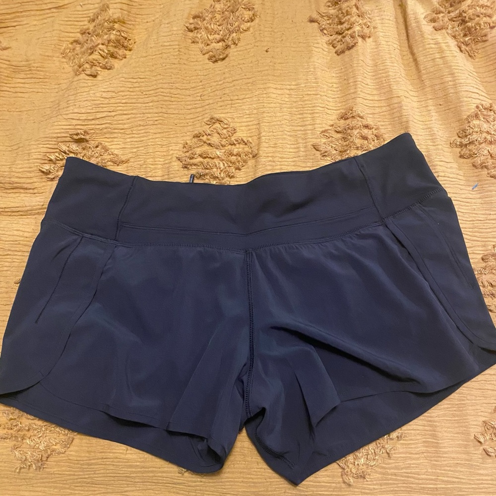 Lululemon shorts size 8